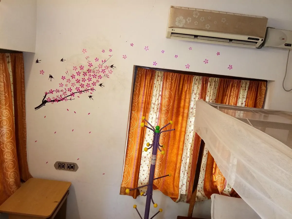 ורקלה Gone Coastal Homestay