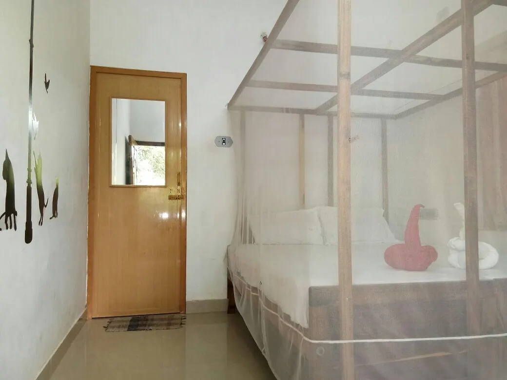 מלון ורקלה Gone Coastal Homestay